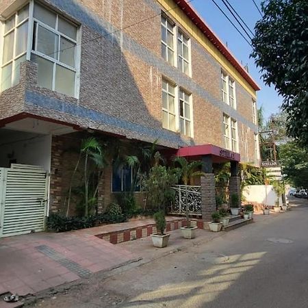 Hotel Stellar Bhubaneswar Exterior photo